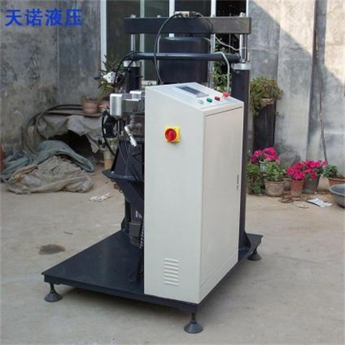 打膠機(jī)設(shè)計(jì)到制作再到出售整個的相關(guān)步驟